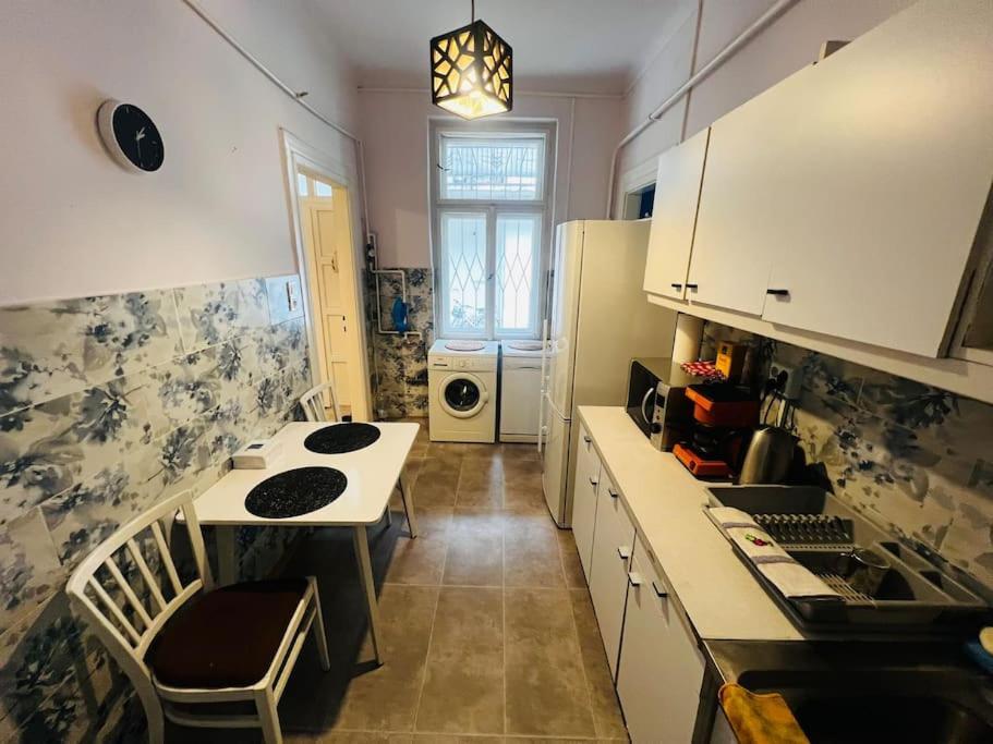 Szeged Apartment Bagian luar foto