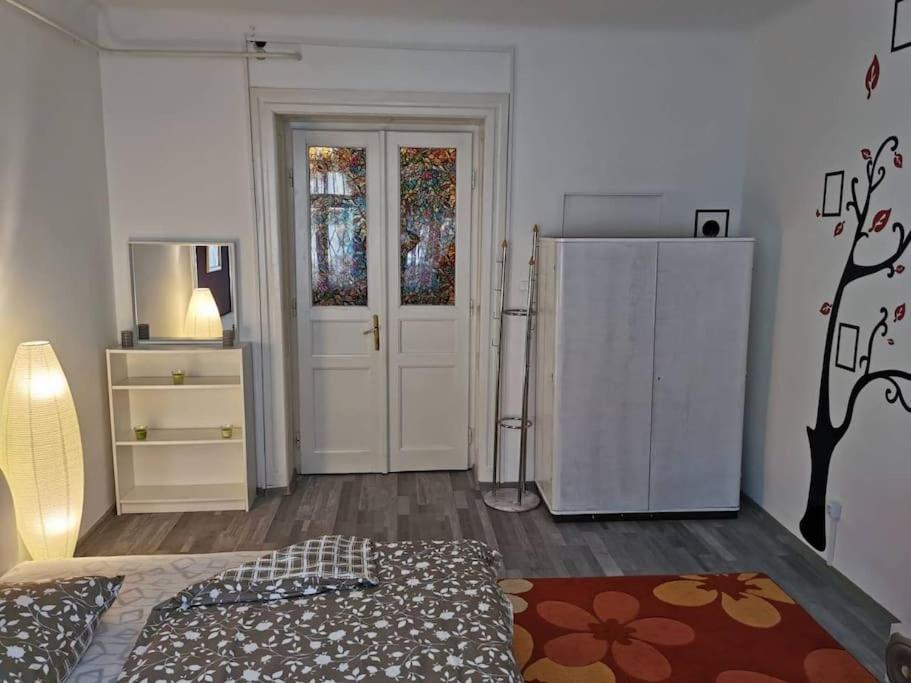 Szeged Apartment Bagian luar foto